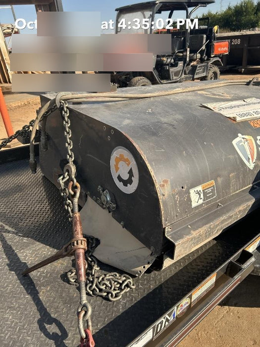 2019 PALADIN Sweepster SB72