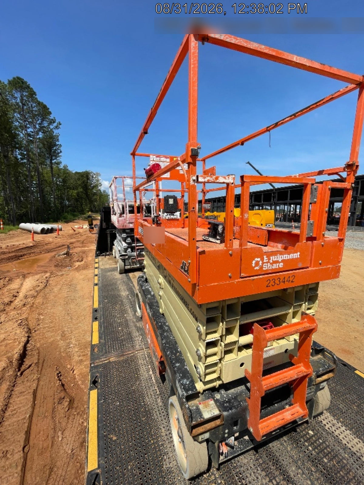2022 JLG ES3246