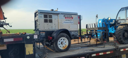 2019 Lincoln Electric Vantage 322 Welder Ready-Pak 3, Two wheel trailer, Fender and Light kit, Cable Rack