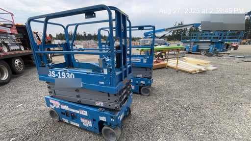 2019 Genie GS-1930 Half Height Swing Gate, 800W Inverter