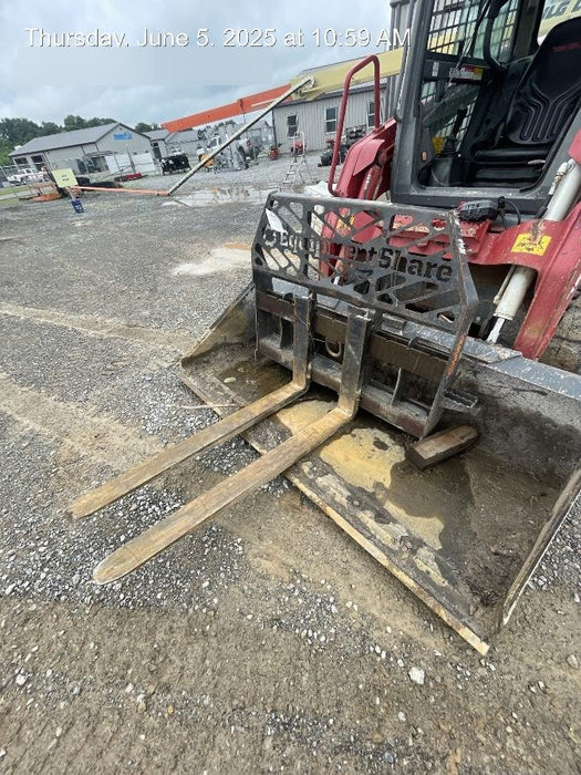 2020 PALADIN 48" Pallet Forks - Paladin