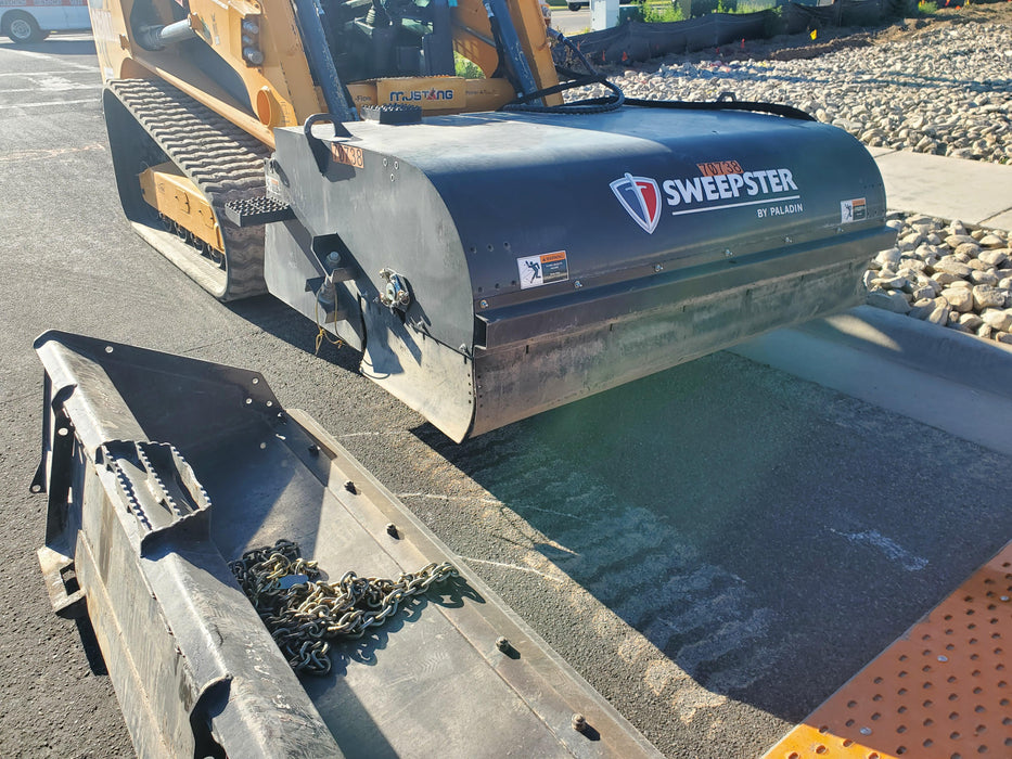 2020 PALADIN Sweepster SB72