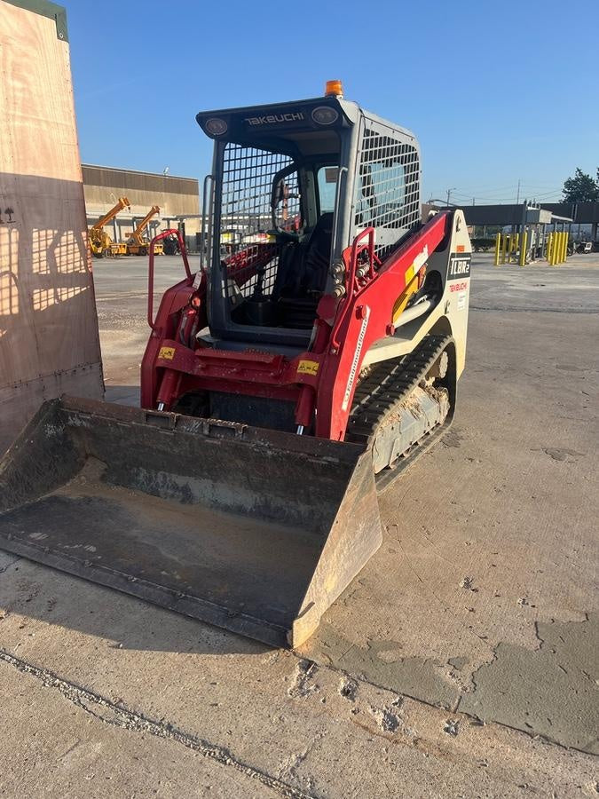 2022 TAKEUCHI TL8R2-R