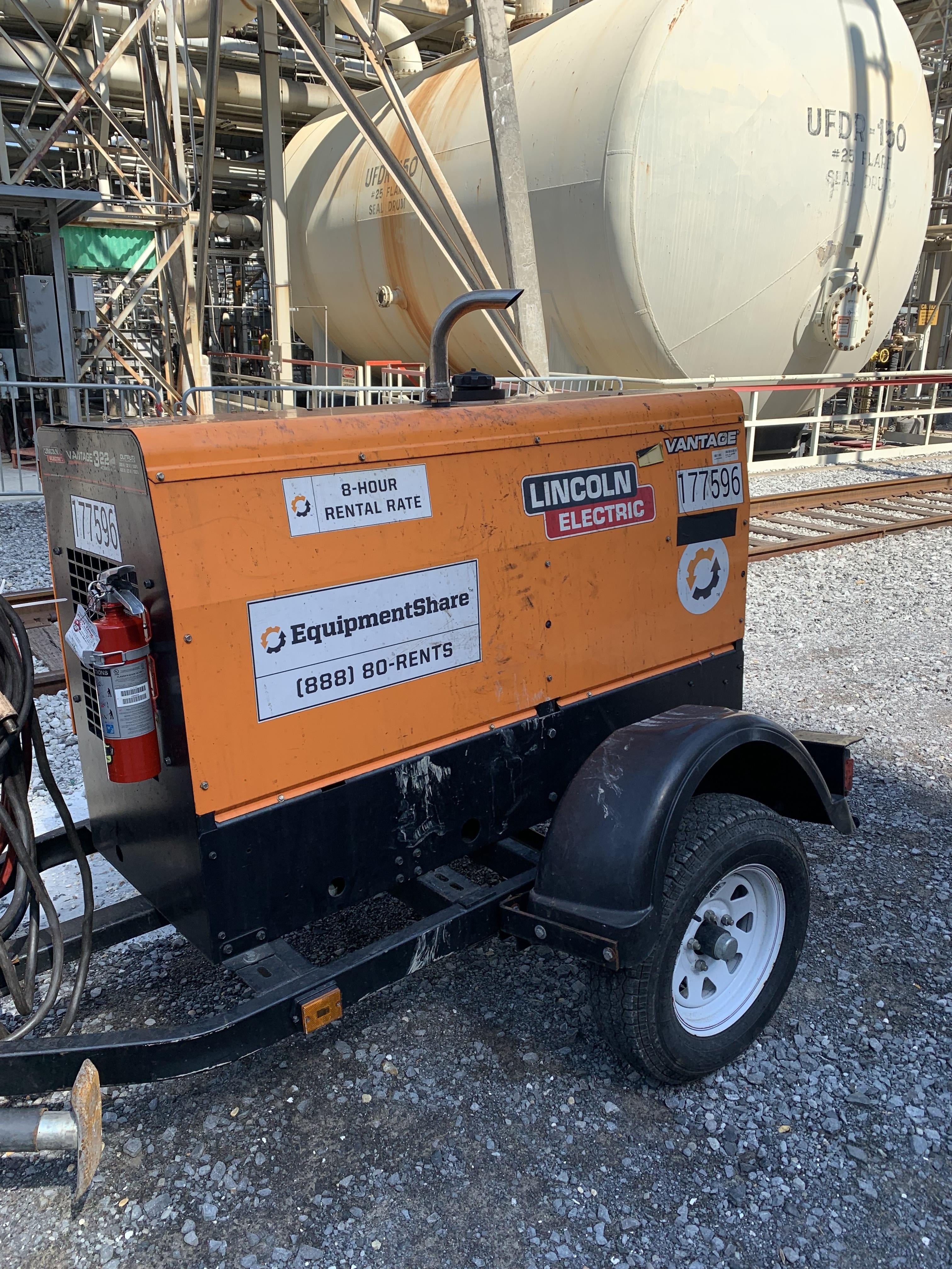 2021 Lincoln Electric Vantage 322 Vantage 322 Ready Pak 3 w/ Decals, ORANGE (includes trailer, cable rack, fender light kit) NO Telematics