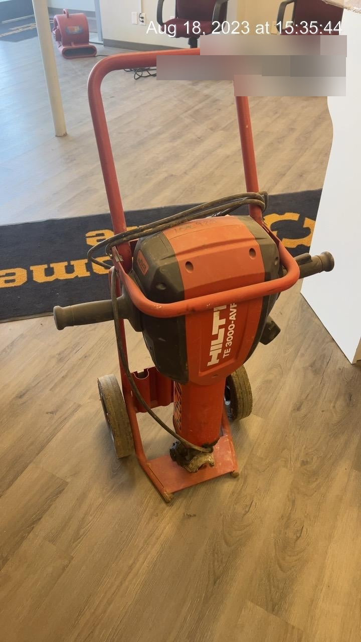 2020 HILTI TE 3000-AVR