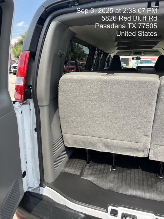 2025 CHEVROLET Express Van - Rental