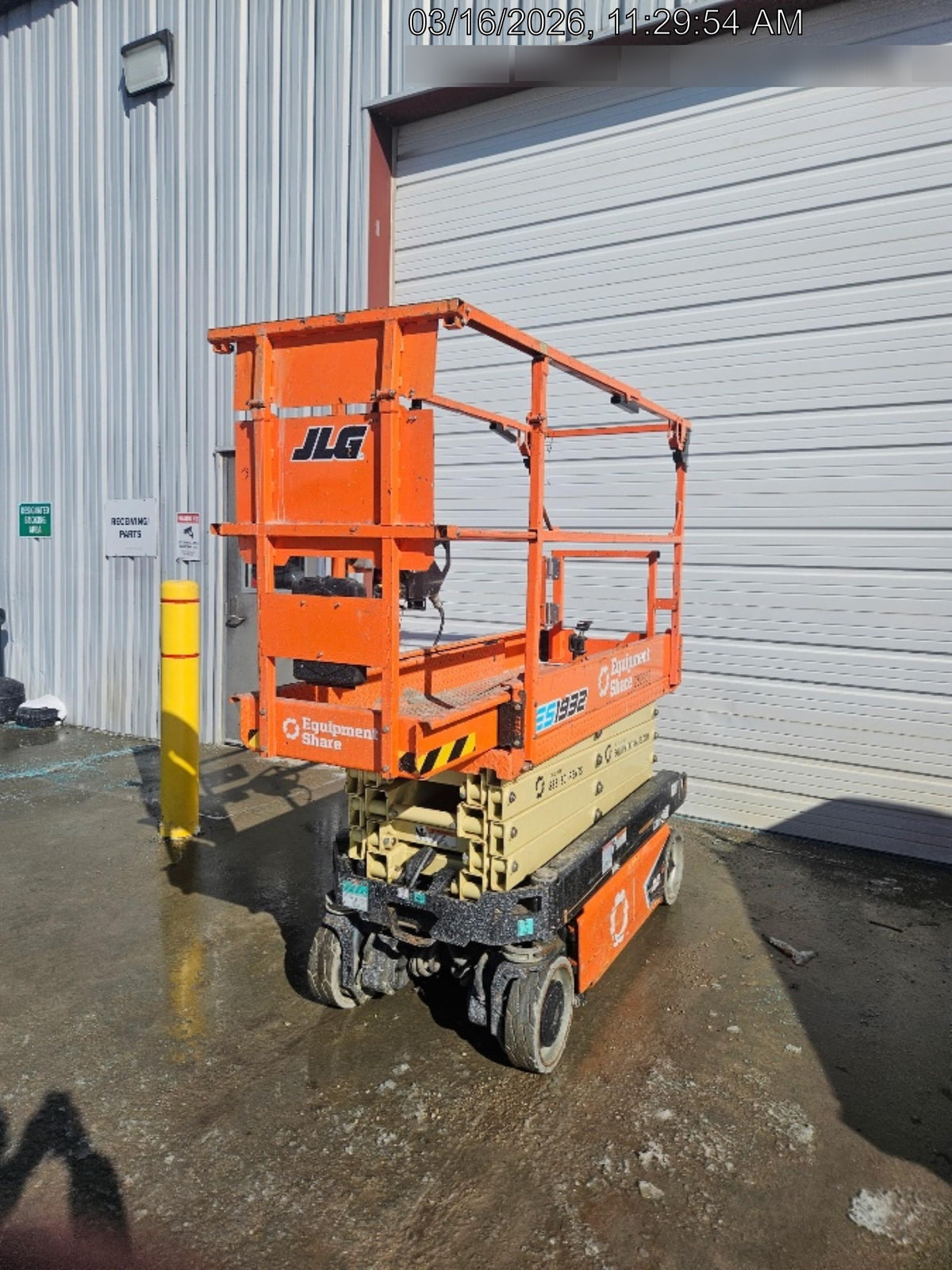 2022 JLG ES1932