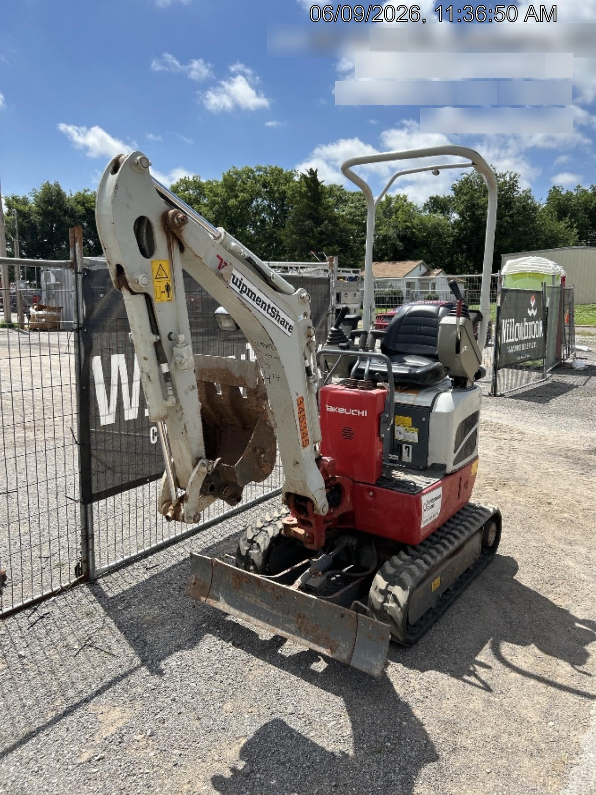 2023 TAKEUCHI TB210R