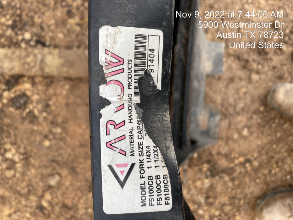 2020 EMKAY 48" Pallet Forks - Emkay