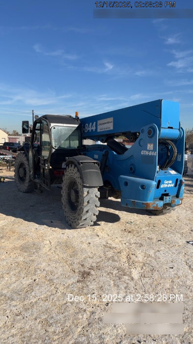 2018 Genie GTH-844 Genie GTH-844 w/Enclosed Cab w/HVAC, Work Lights, Solid Tires, Beacon, 60" Carriage and Forks