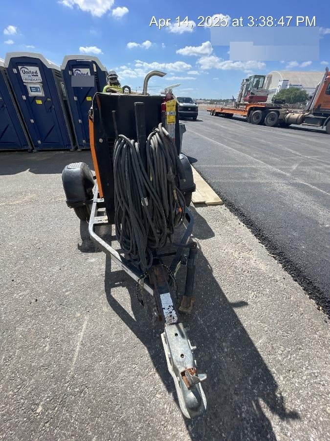 2021 Lincoln Electric Vantage 322 Vantage 322 Ready Pak 3 w/ Decals, ORANGE (includes trailer, cable rack, fender light kit) NO Telematics