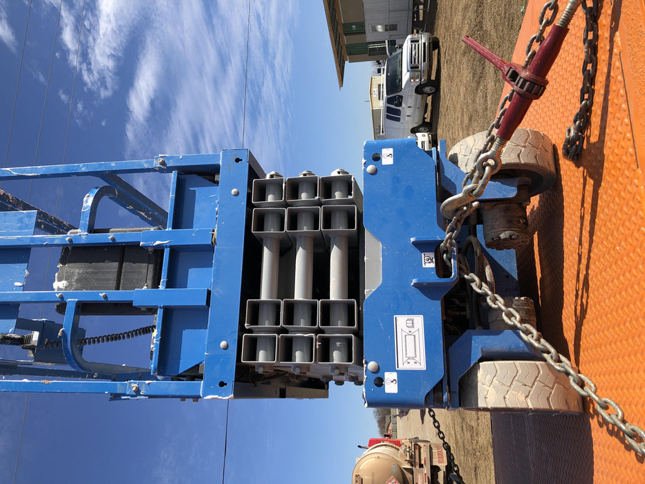 2019 Genie GS-1930 Fixed rails with chain Entry