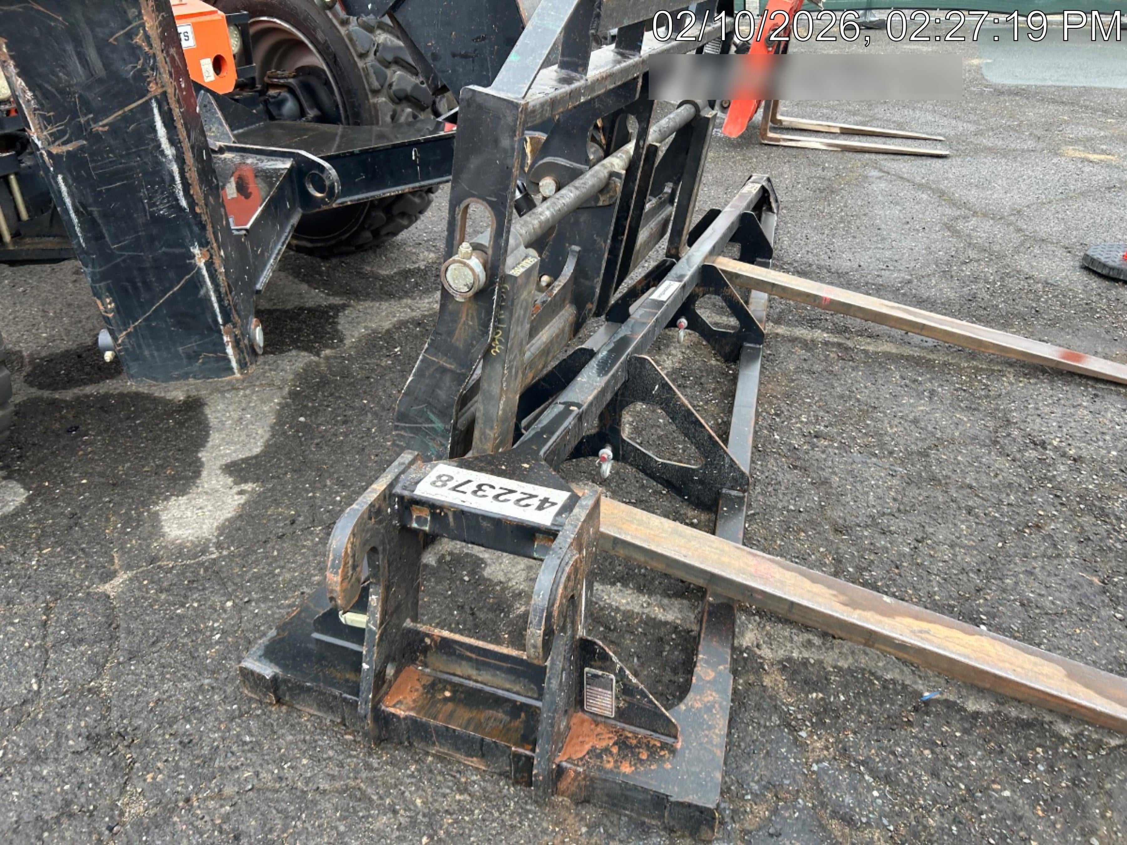 2024 JLG 100275853