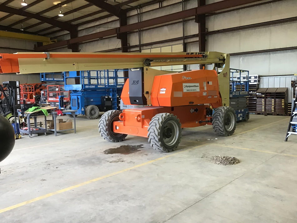 2019 JLG 800AJ