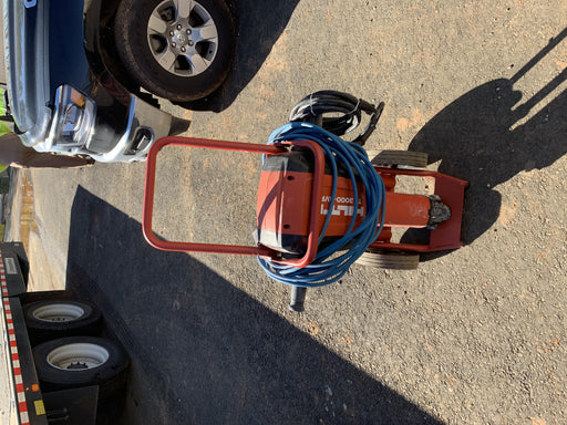 2020 HILTI TE 3000-AVR
