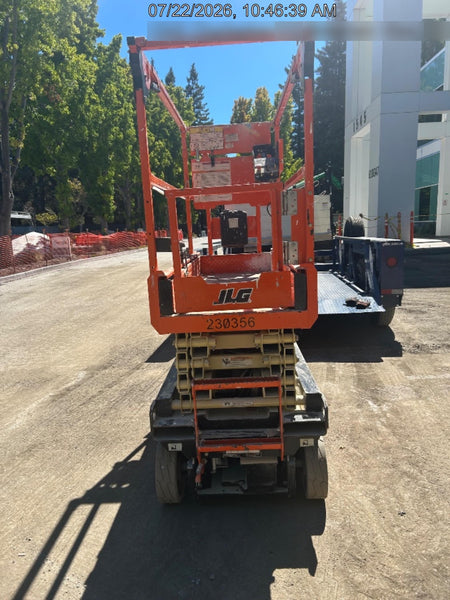2022 JLG ES1932