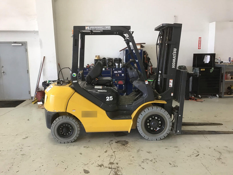 2018 KOMATSU FG25HT-16