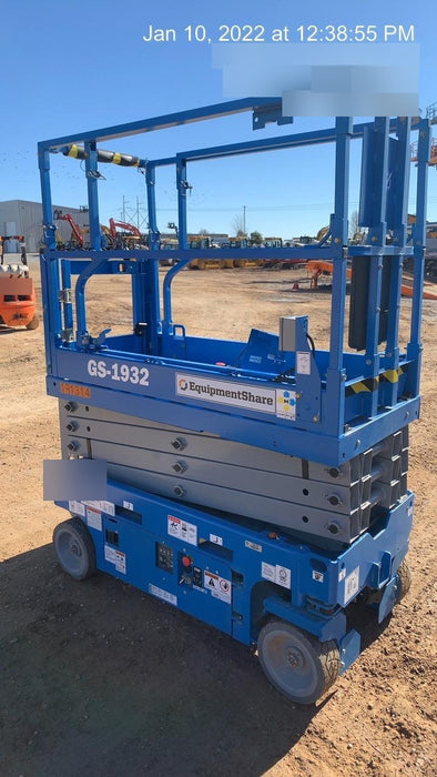 2021 GENIE GS-1932
