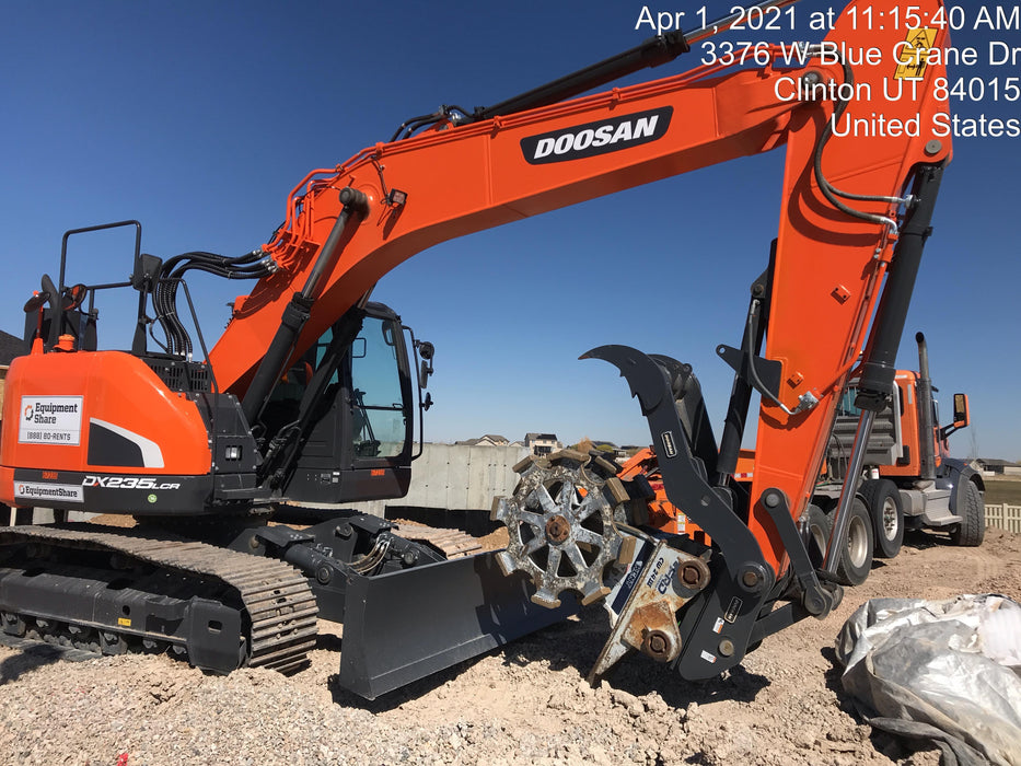 2020 DOOSAN DX235LCR-5