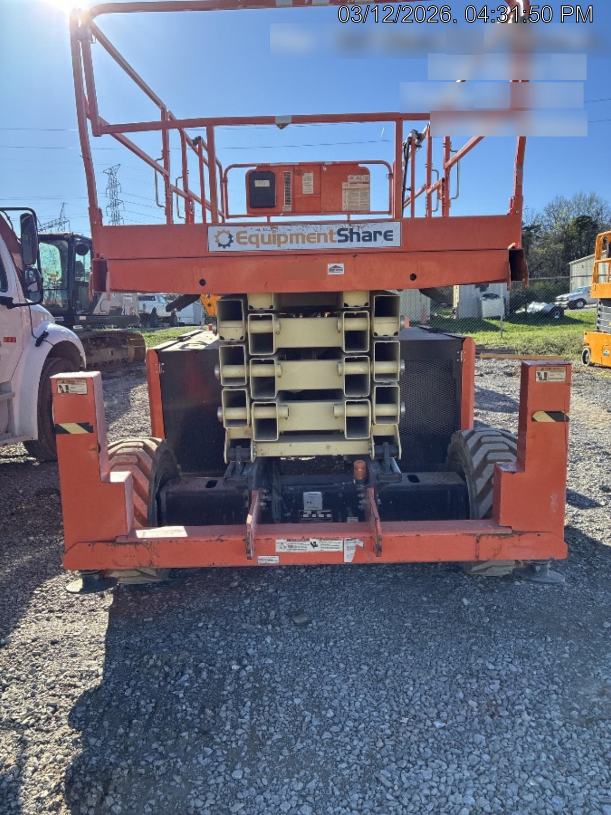 2019 JLG 430LRT