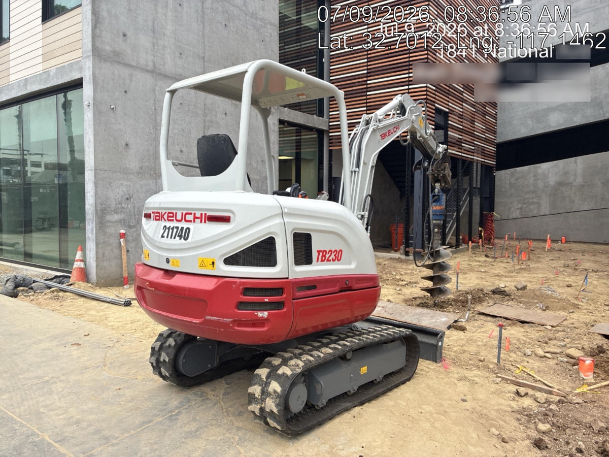 2022 TAKEUCHI TB230R