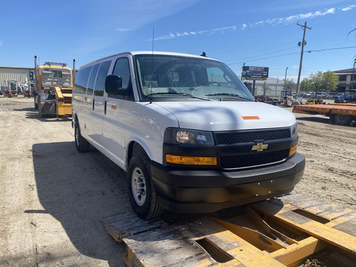 2023 CHEVROLET Express Van - Rental