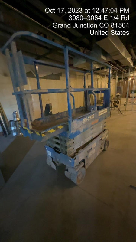 2023 GENIE GS-1932