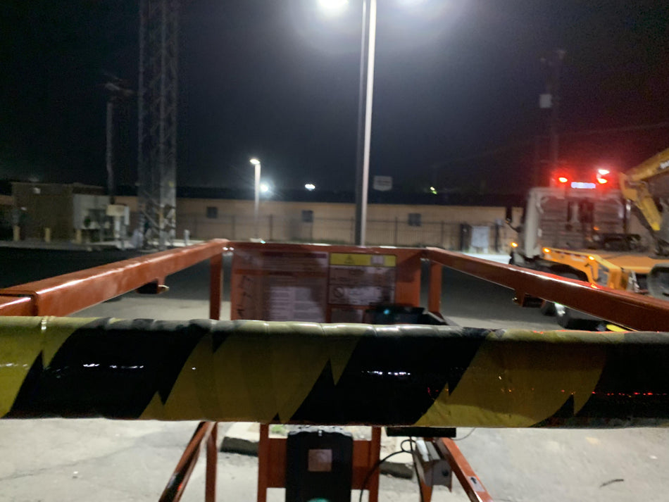 2021 JLG ES1330L