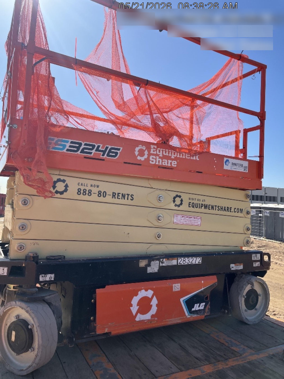 2022 JLG ES3246