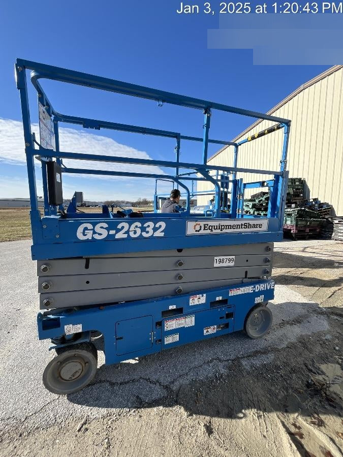 2021 GENIE GS-2632