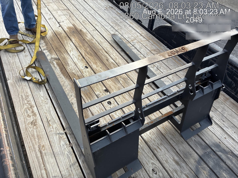 2025 ARROW MATERIAL HANDLING 60" Pallet Forks - Arrow