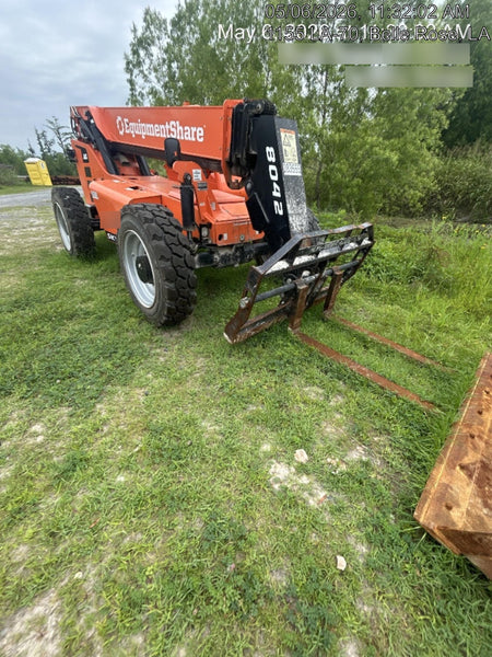 2022 SKYTRAK 8042