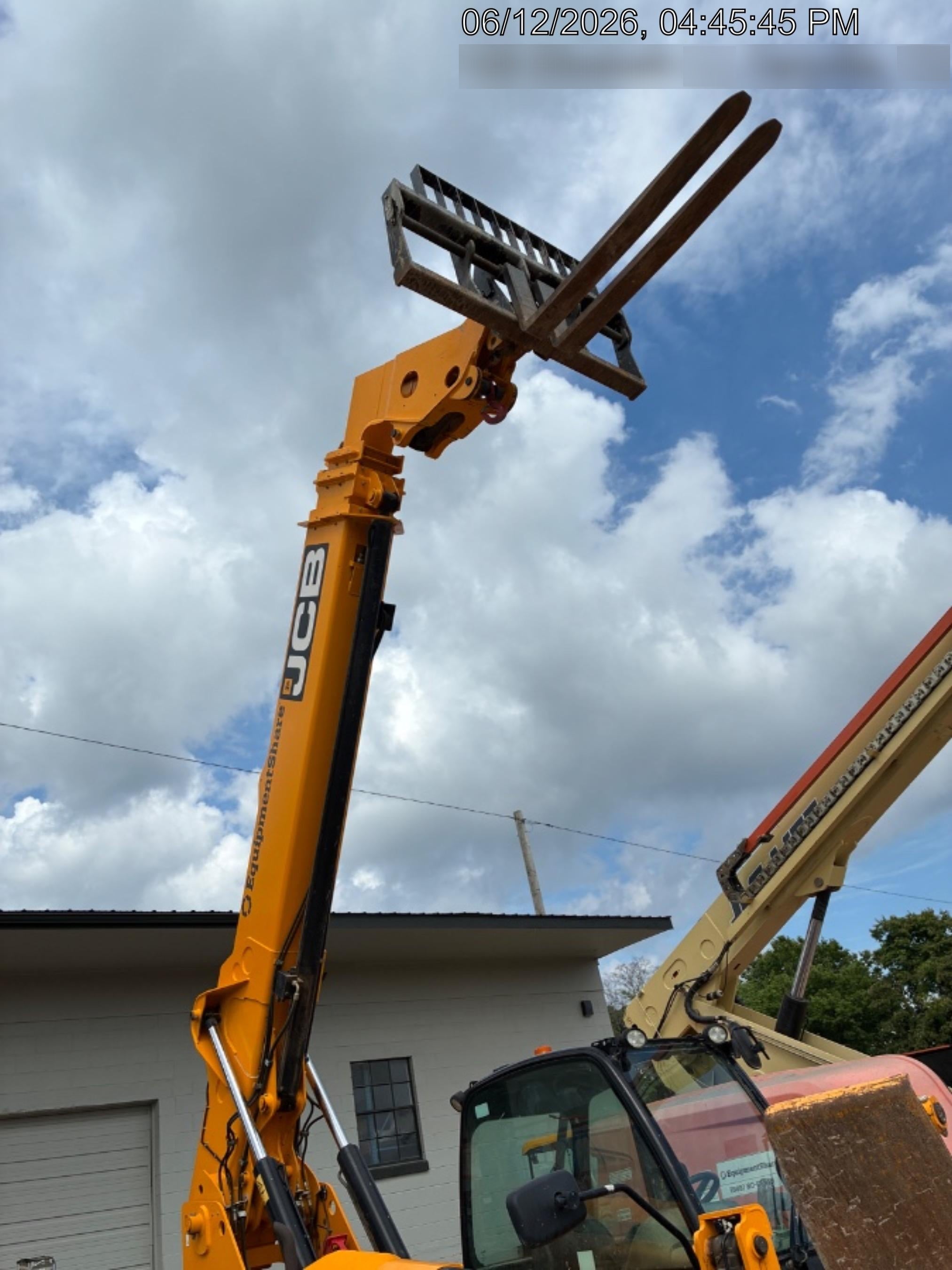 2024 JCB 510-56
