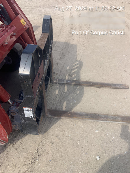 2024 VIRNIG 48" Pallet Forks - Virnig