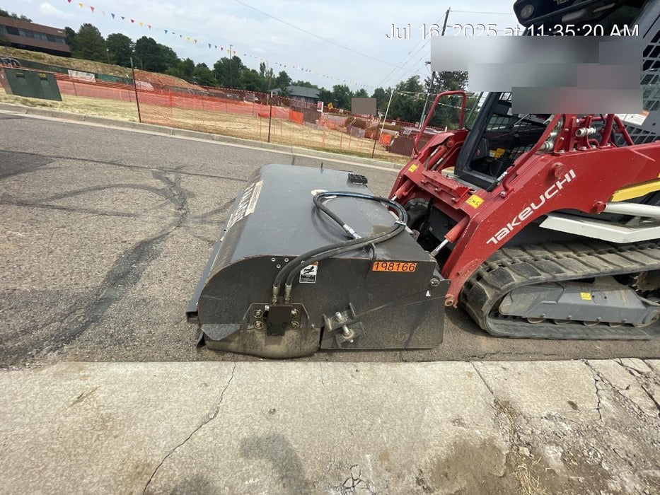 2021 PALADIN Sweepster SB72