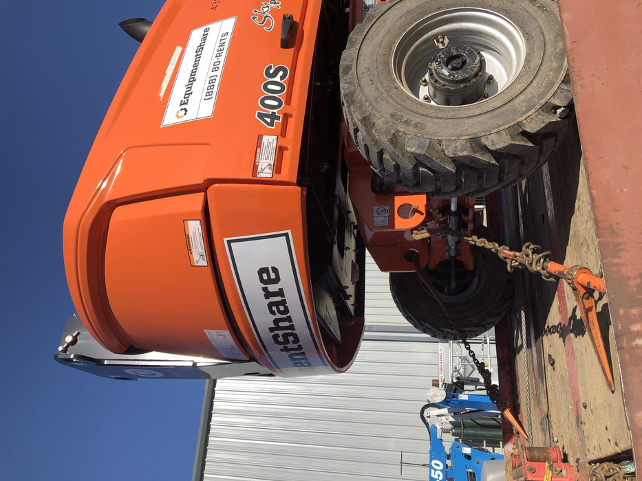 2019 JLG 400S
