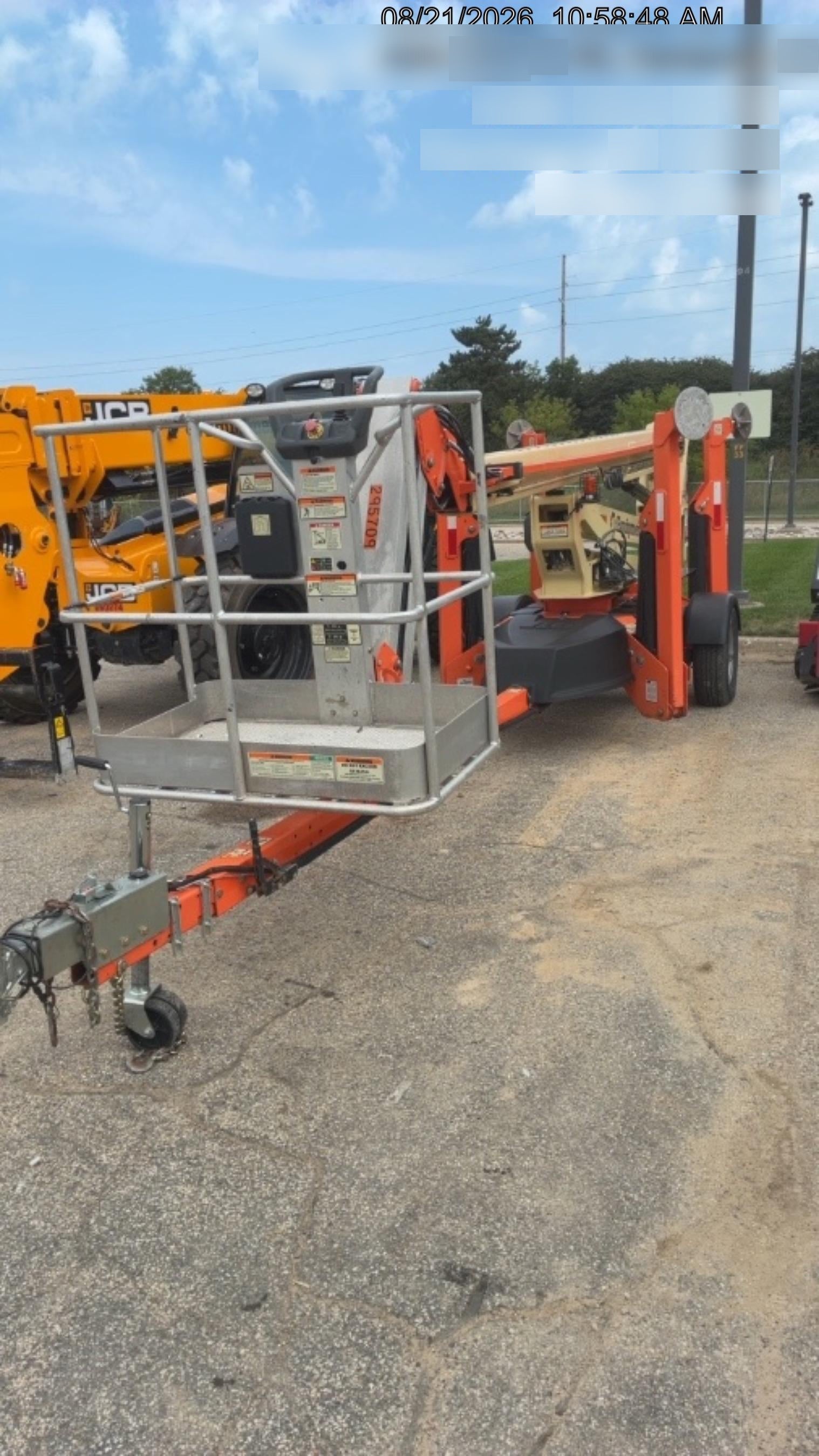 2023 JLG T500J