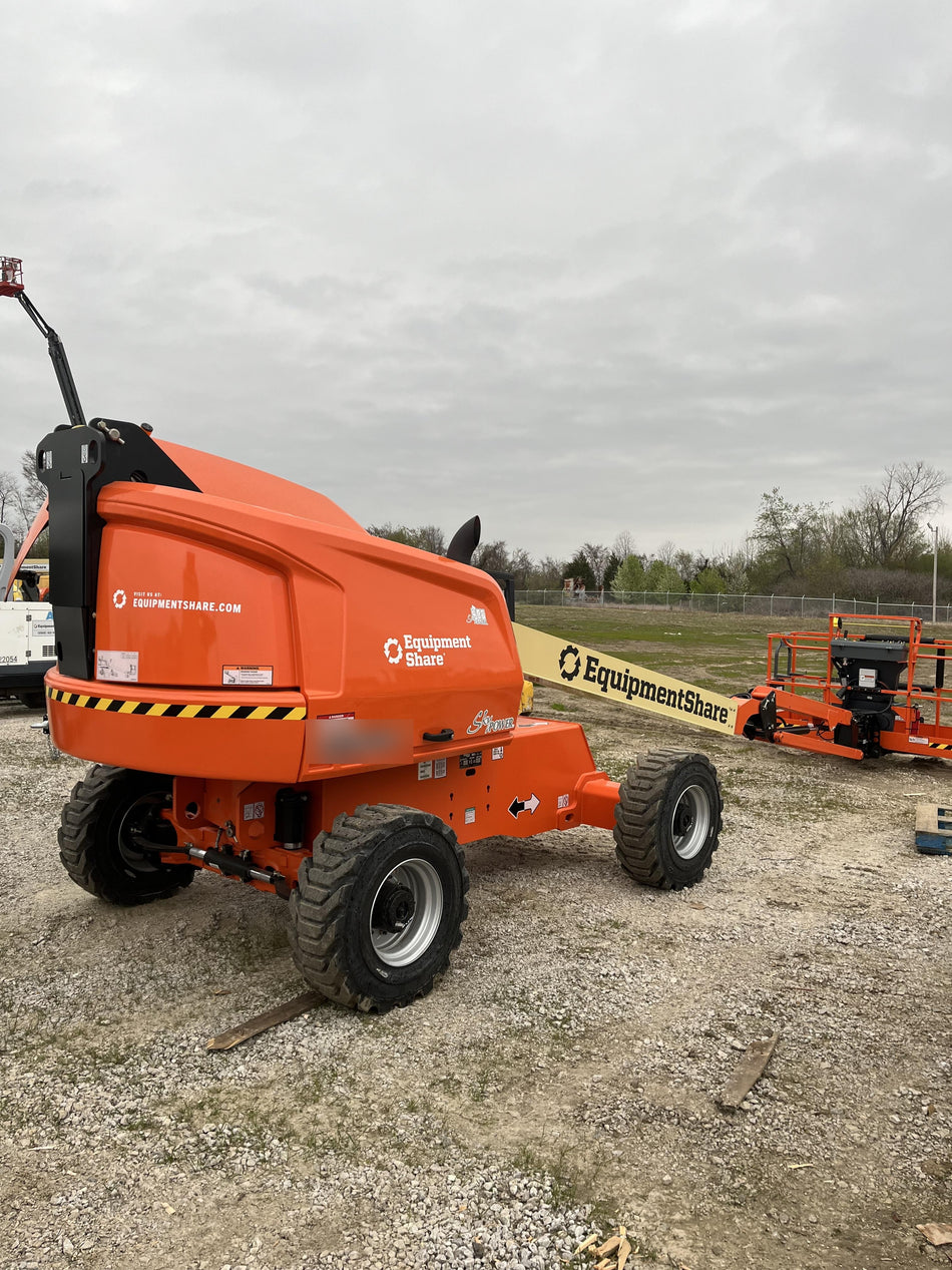 2023 JLG 460SJ
