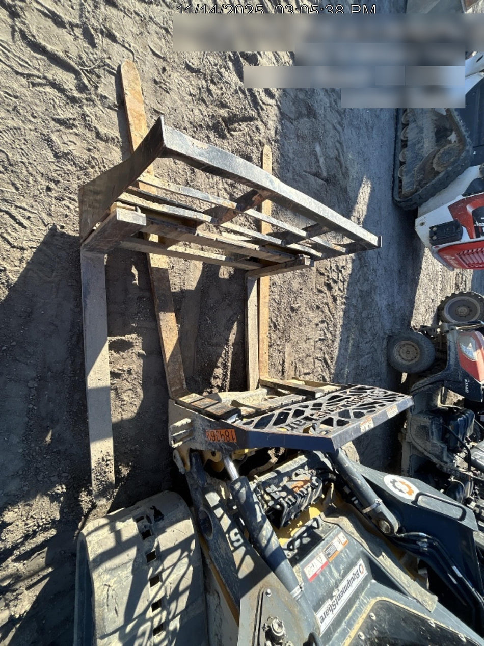 2021 PALADIN 48" Pallet Forks - Paladin