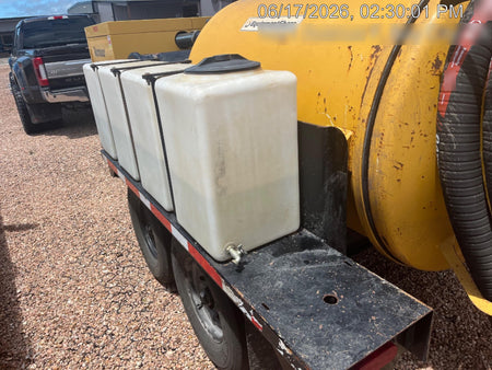 2021 VAC-TRON LP573XDT