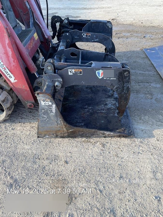 2019 PALADIN 76" Scrap Grapple Bucket - Paladin