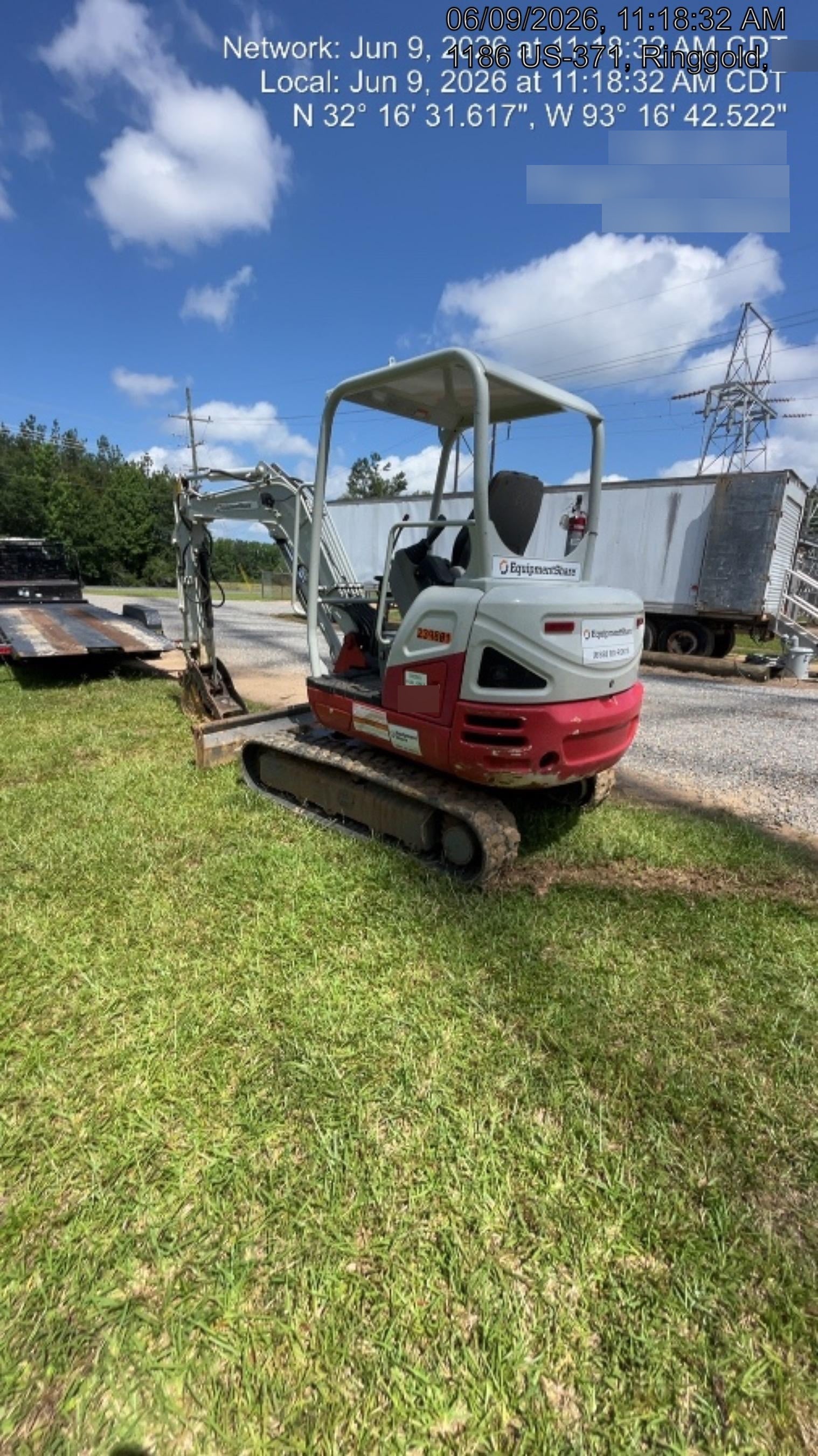 2022 TAKEUCHI TB235-2R