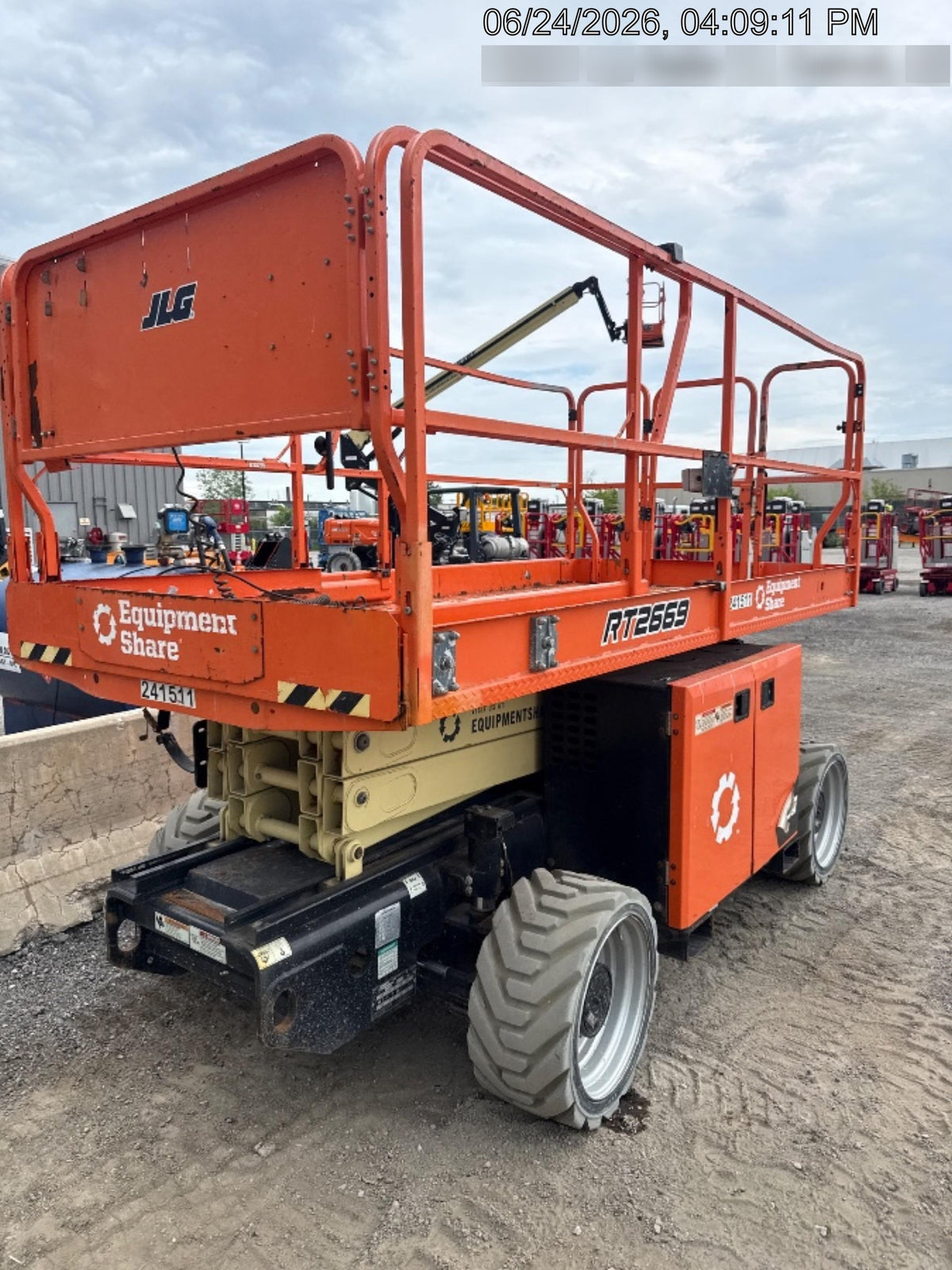 2022 JLG RT2669