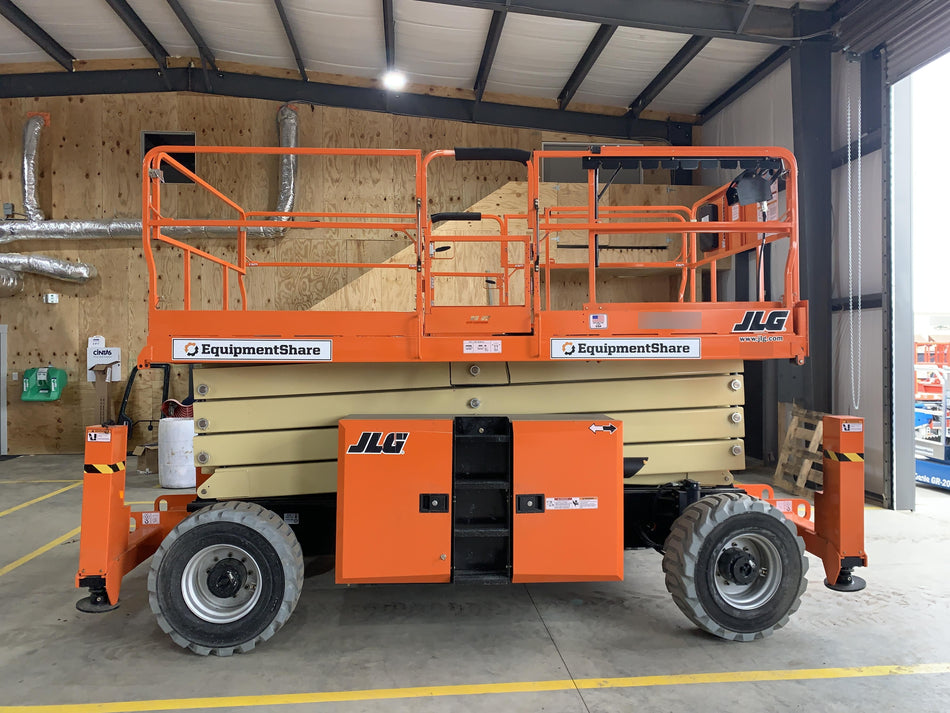 2020 JLG 430LRT
