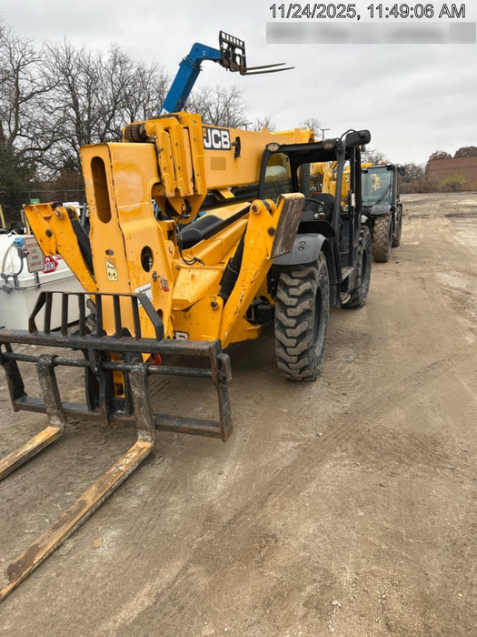 2019 JCB 510-56 74 HP w/Open ROPS, Beacon, Aux Hydraulics, Worklights, Solid Tires, 60" Carriage/Forks