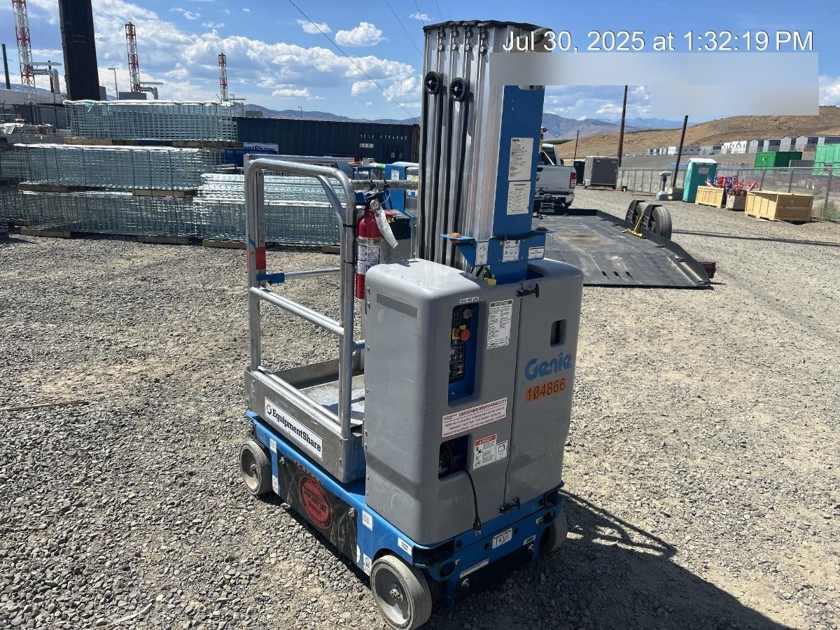 2020 GENIE GR-20