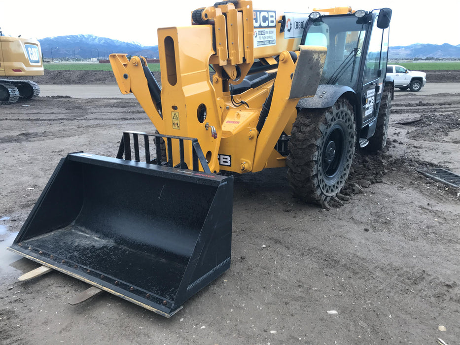 2019 ARROW MATERIAL HANDLING Telehandler Bucket Pin-On