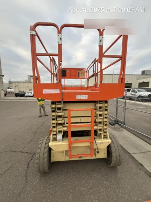 2021 JLG 4069LE