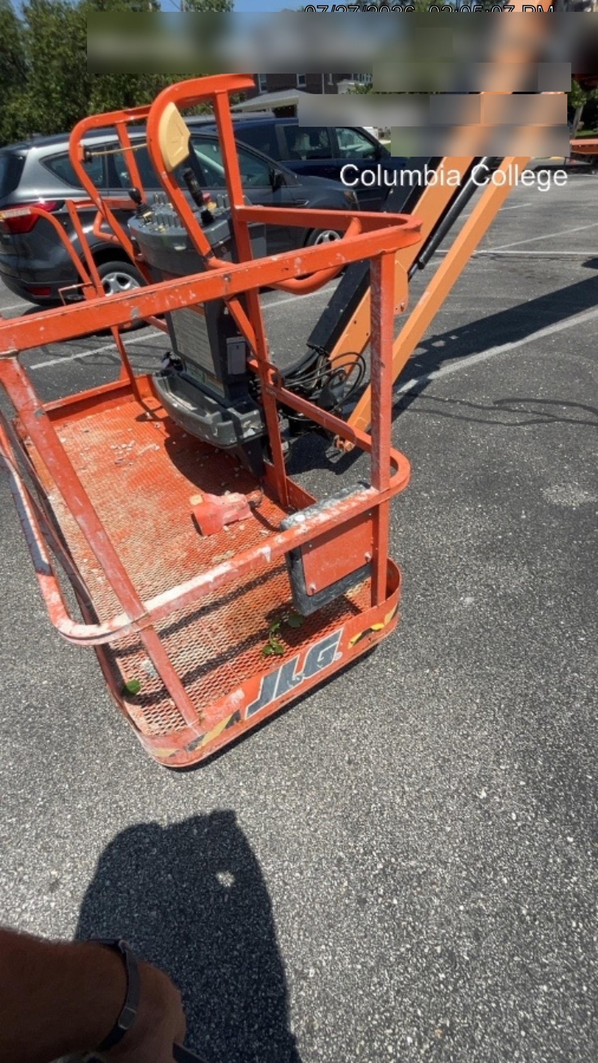 2023 JLG 660SJ