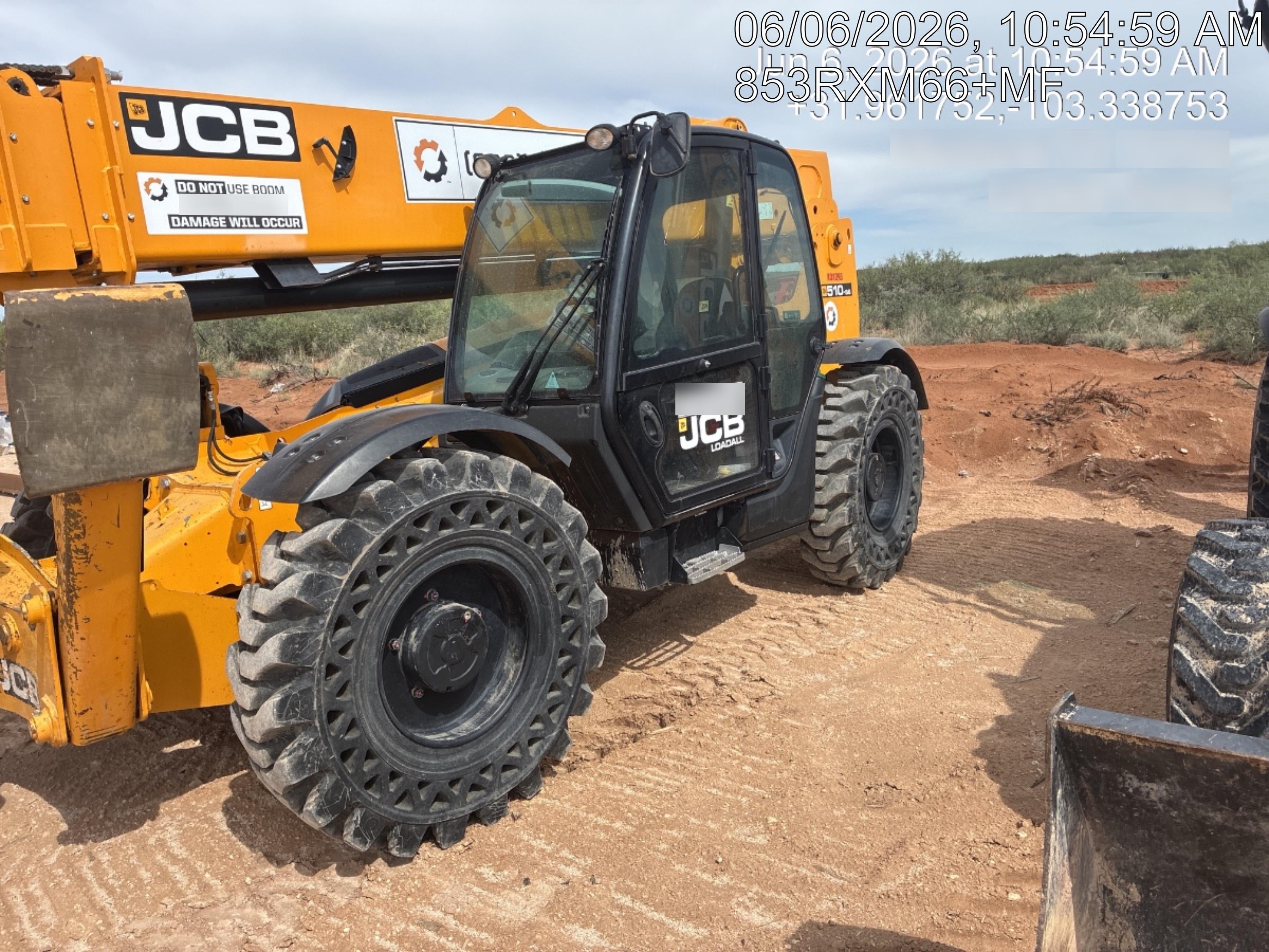 2021 JCB 510-56